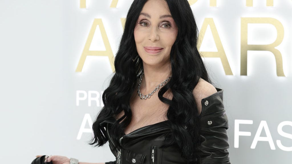 Cher's lawsuit against Mary Bono inches forward after closed-door talks fail