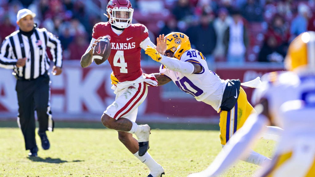 LSU's Harold Perkins sick with flu as he tied program sack record vs Arkansas