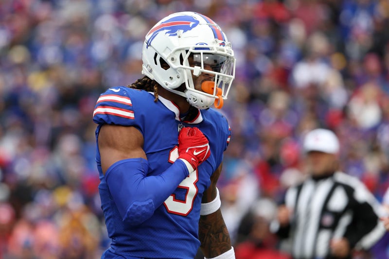 Damar Hamlin's breathing tube removed
