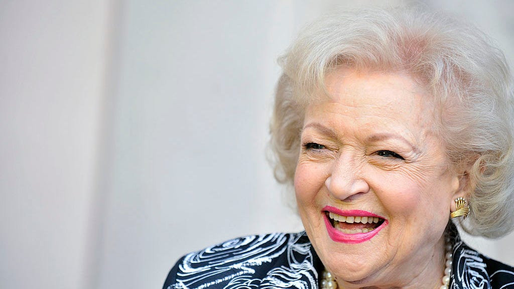 'Betty White effect' strikes L.A. Zoo, with $243K in donations, increase in volunteer applications