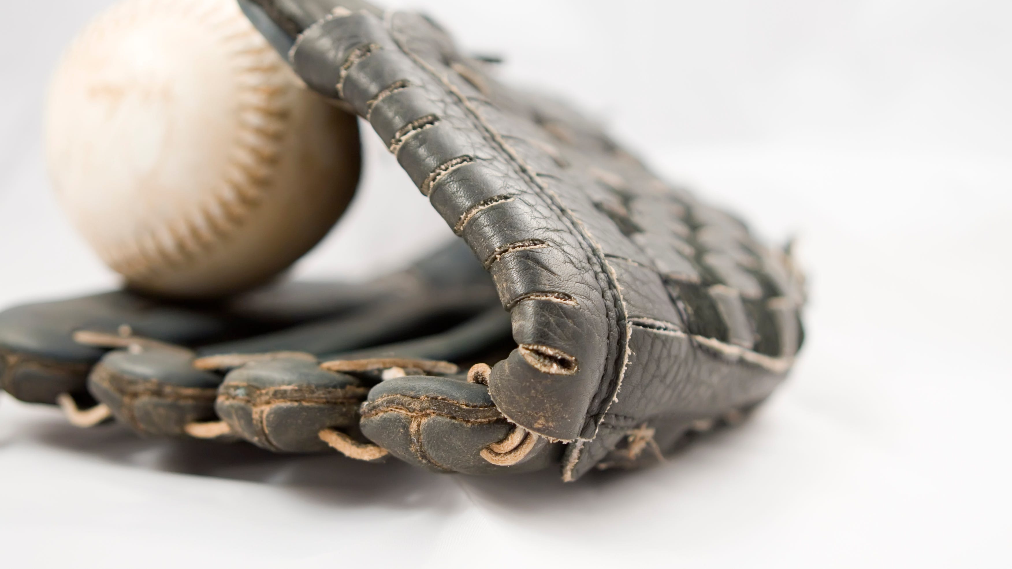 Freshman becomes first woman to make a Division I baseball roster