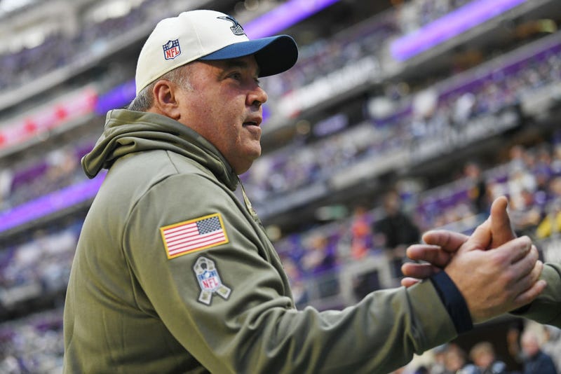 Mike McCarthy handshake