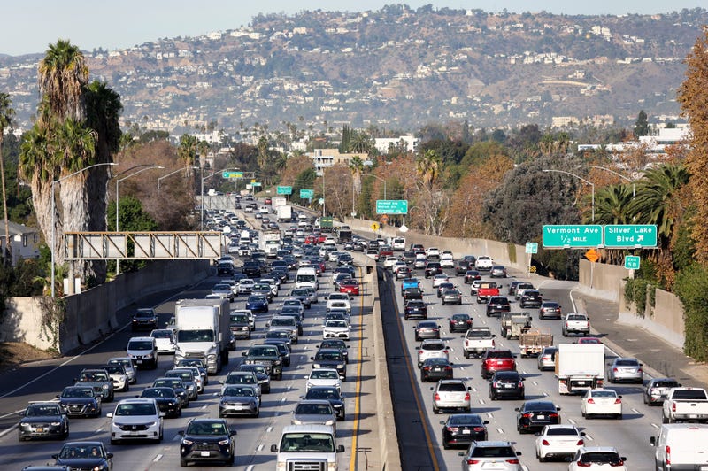 heavy traffic on freeway in los angeles