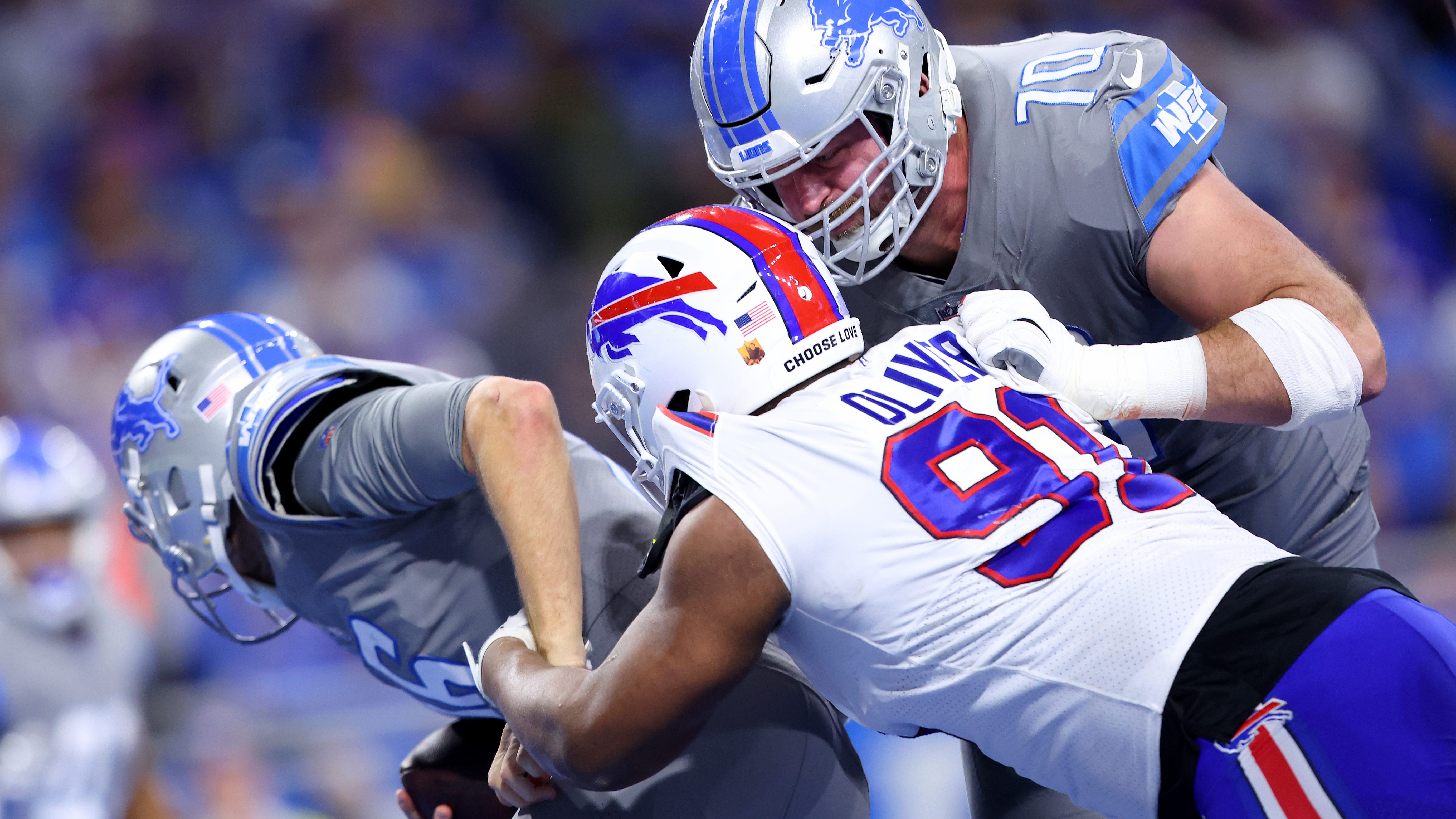 Ed Oliver named AFC Defensive Player of the Week