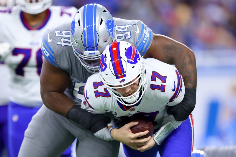 Benito Jones and Josh Allen