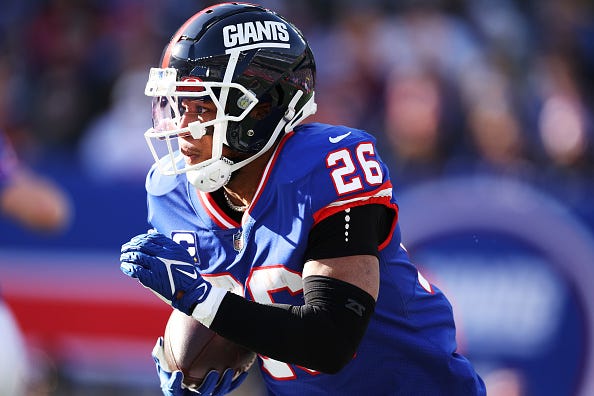 Saquon Barkley and the Giants will host the Colts in Week 17. 