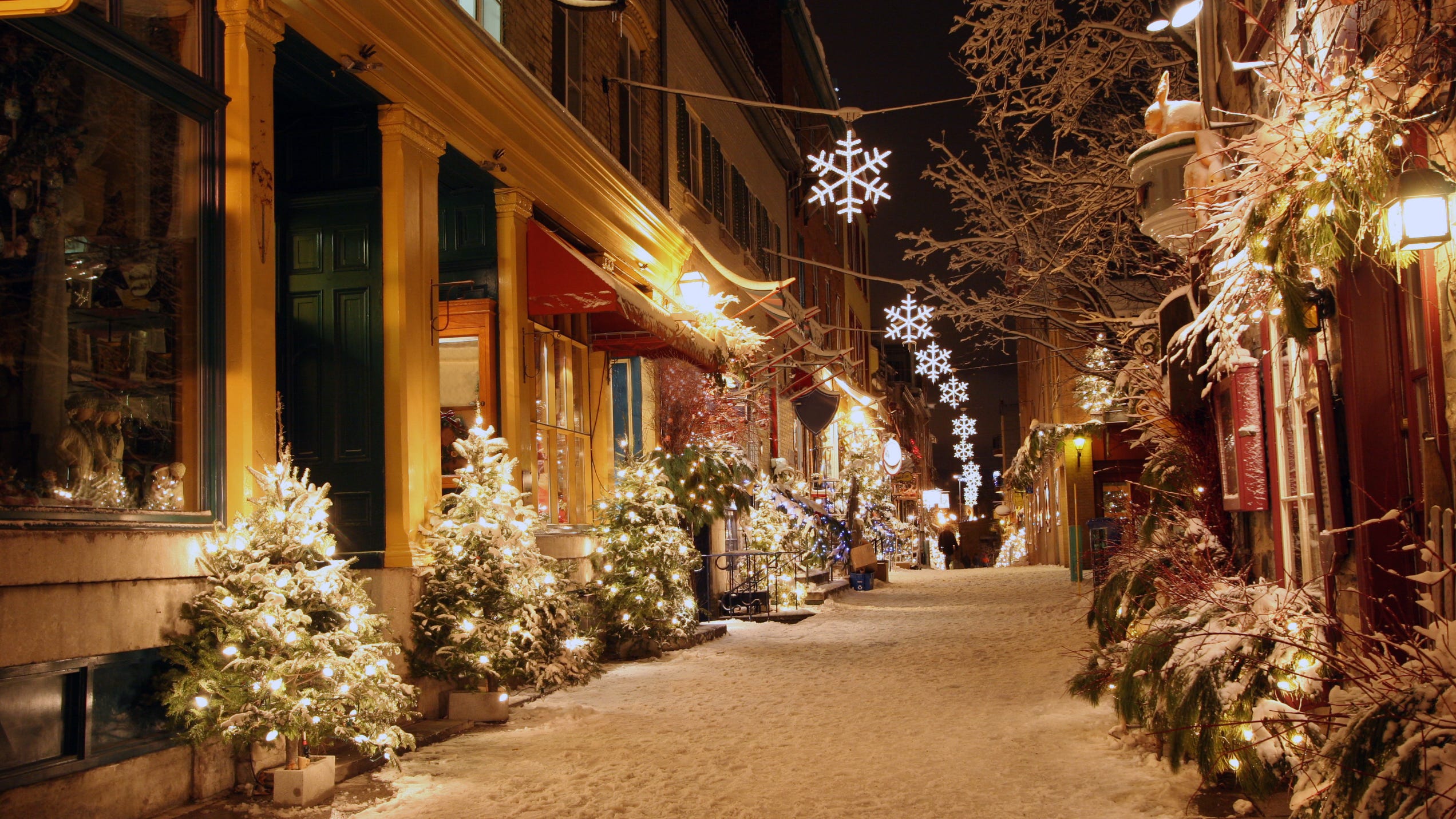 These 4 Michigan cities are among the most "Magical Winter Wonderland Towns" in the U.S.