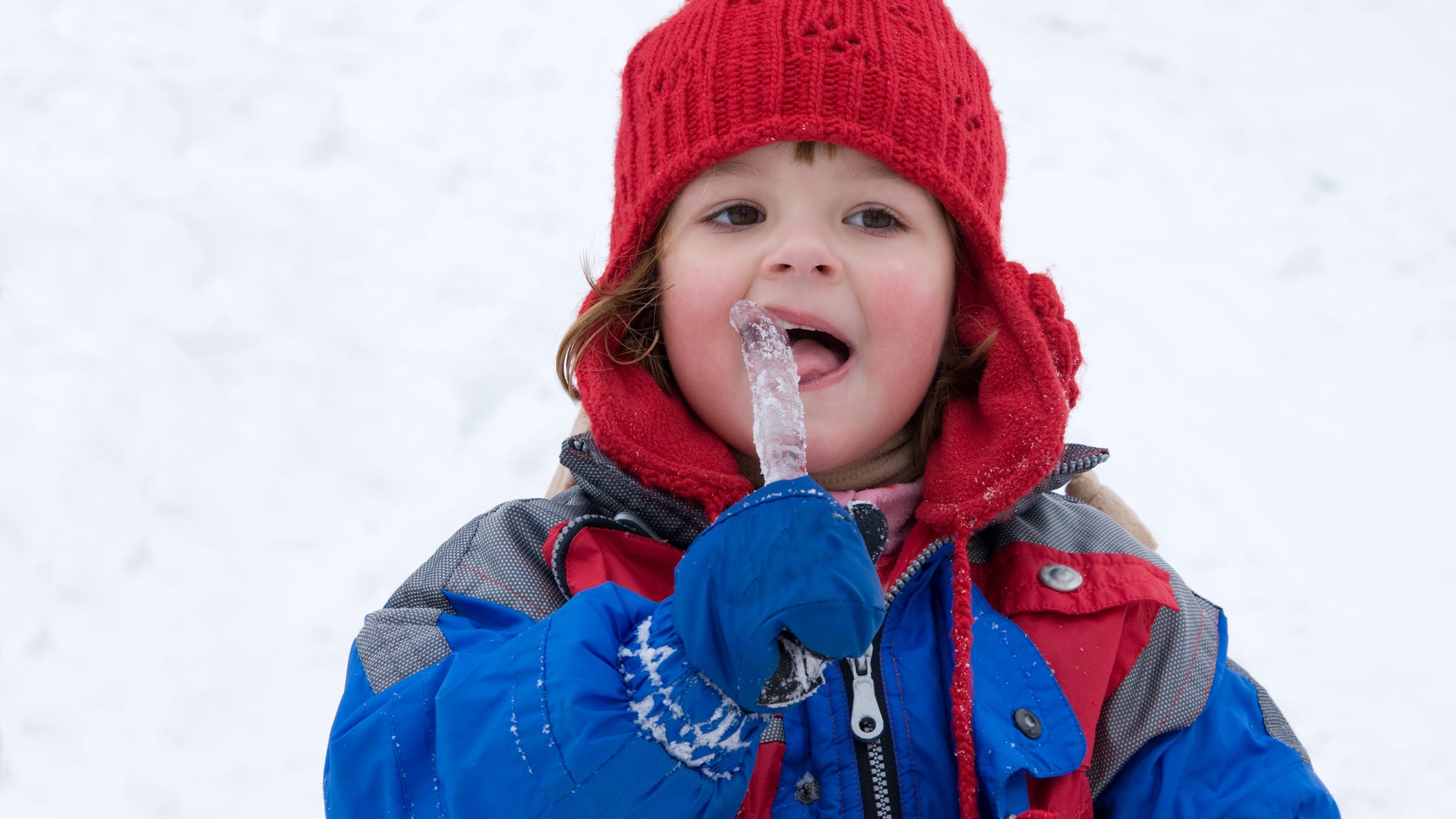 Meteorologist's viral video explains why people shouldn’t eat icicles: 'You're eating poop'