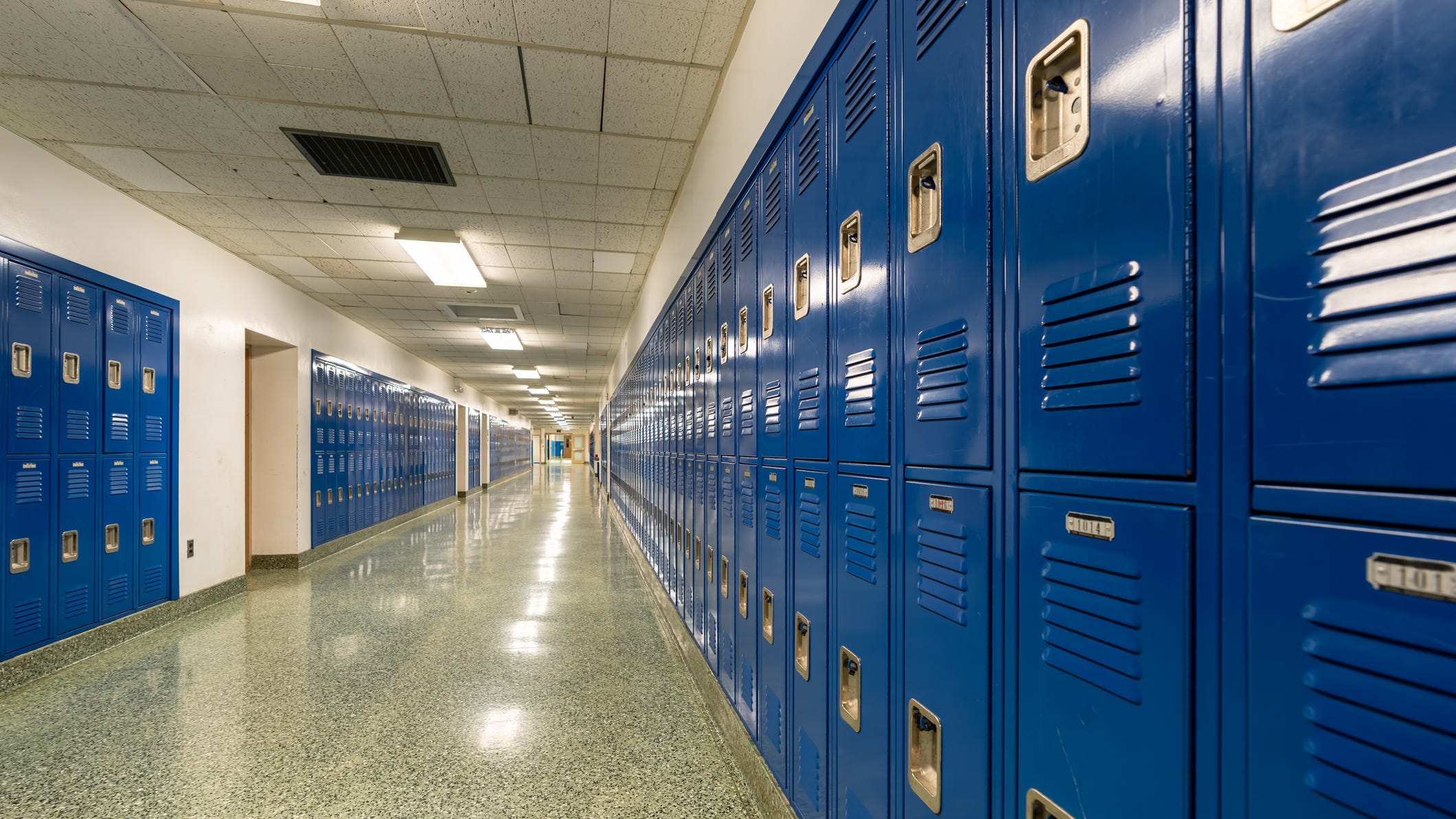 Schools across the country are facing ‘false reports’ of active shooters today, including 21 in Illinois, more in Texas, Washington
