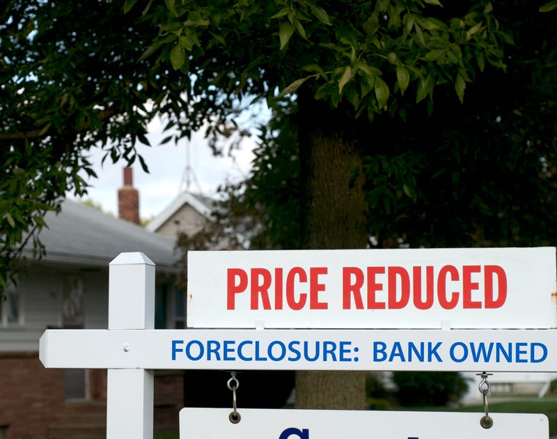 Foreclosure sign
