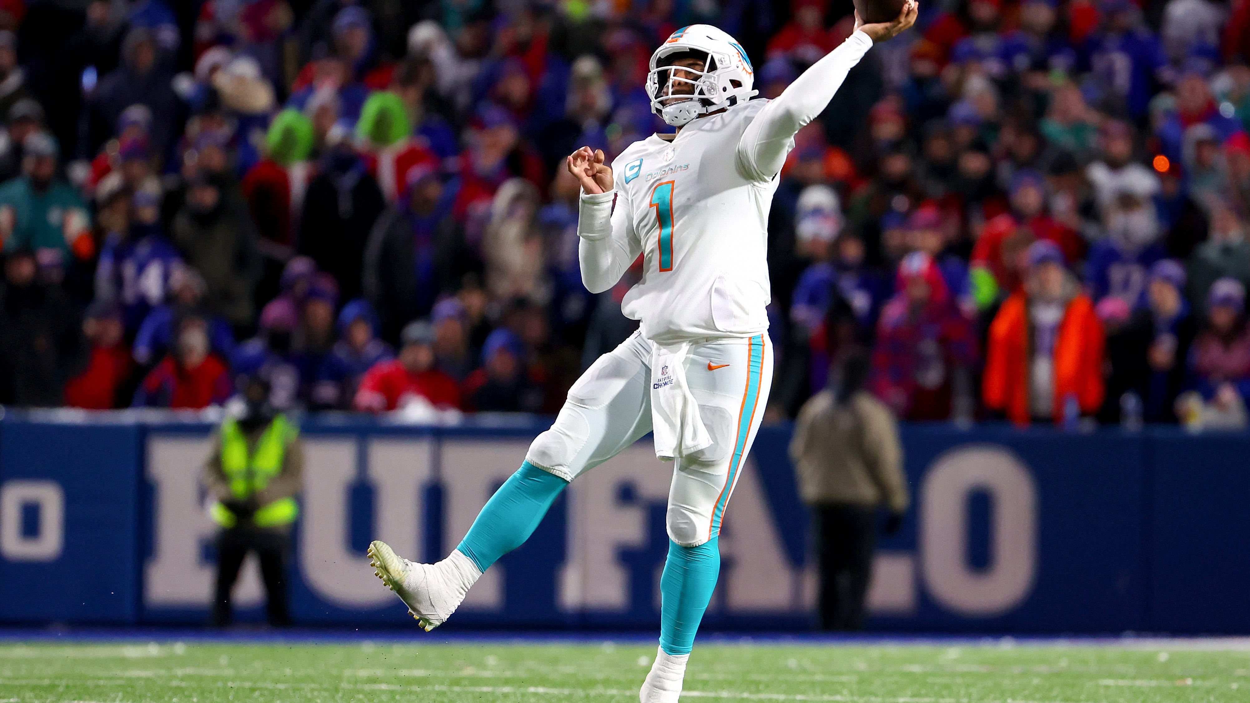 38 days after concussion, Dolphins quarterback Tua Tagovailoa finally clears league protocol