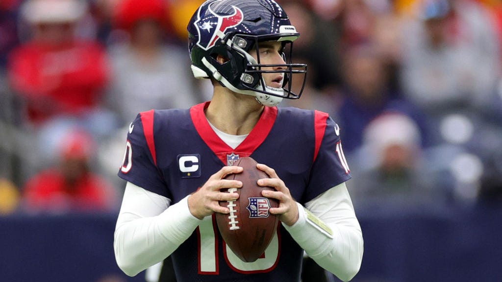 Davis Mills says he's still competing for Texans starting QB job