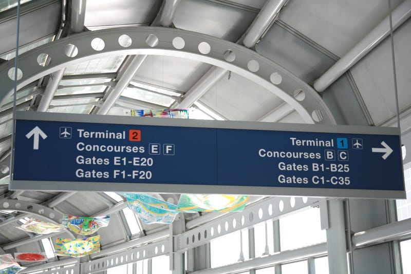 Couple accused of kicking Chicago cop during arrest at O’Hare’s American Airlines gate