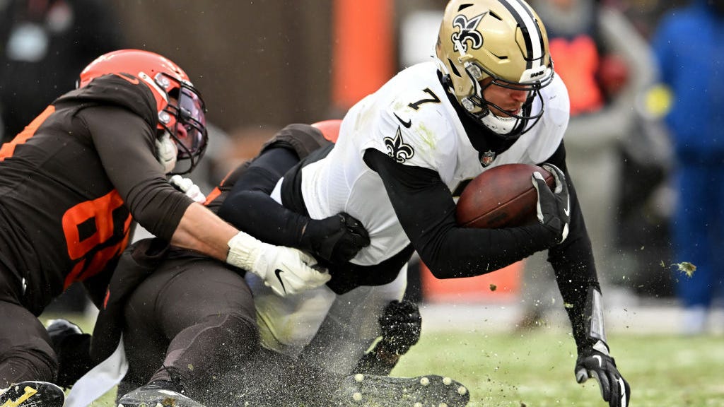 3 quick takeaways after Saints survive frigid Browns game: Better late than never