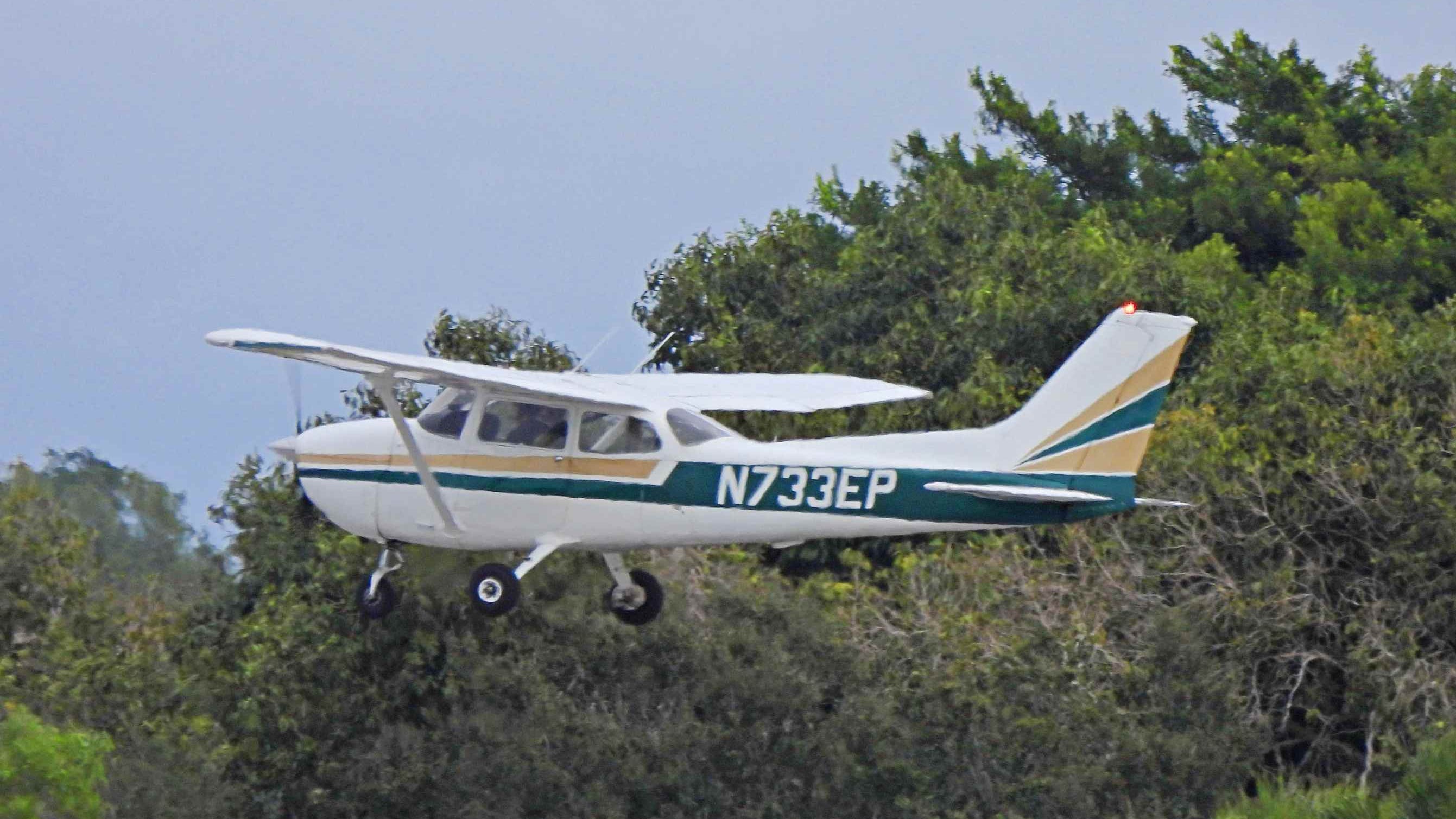 Student pilot who died in Riverside County plane crash ID'd