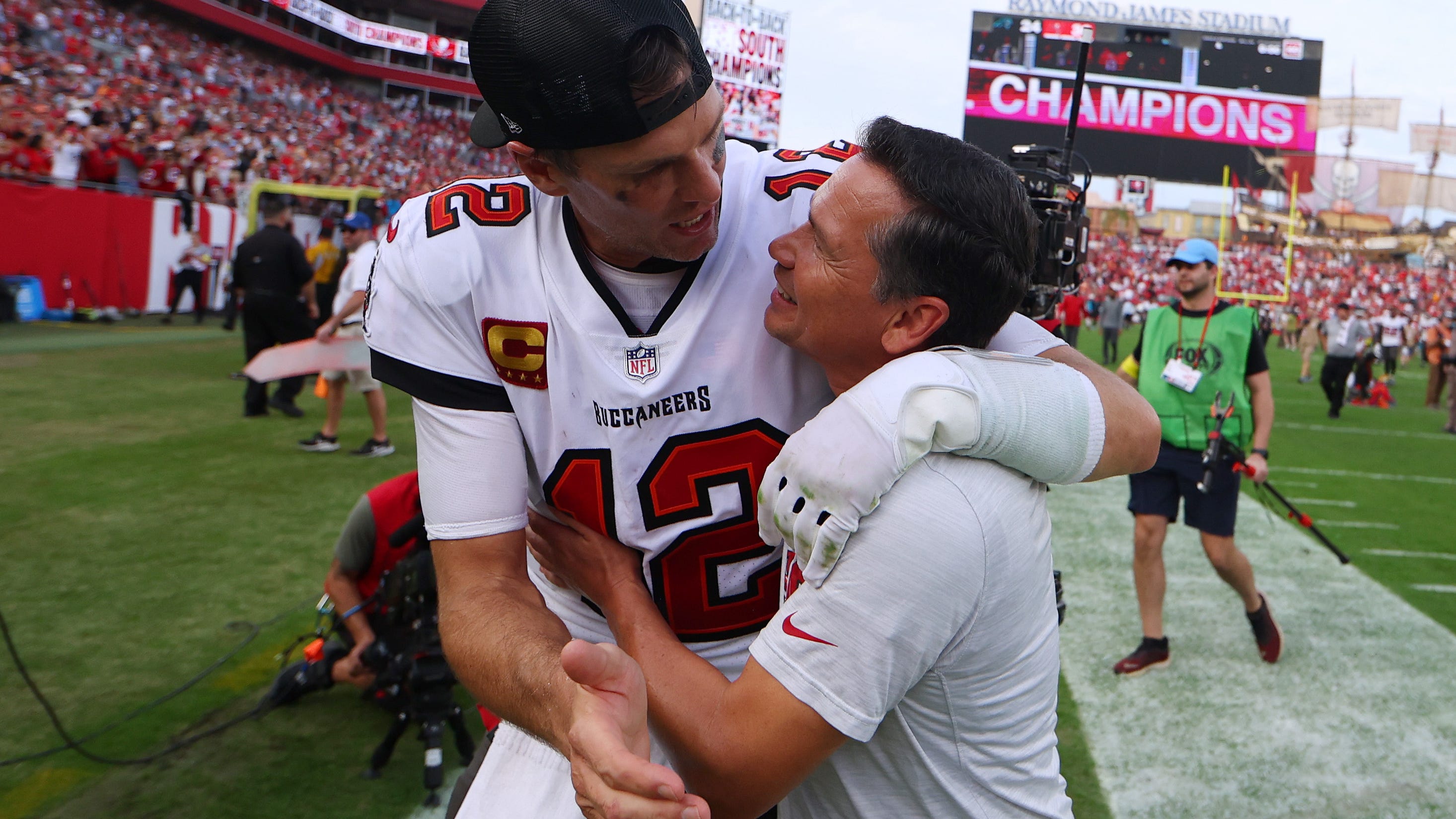 Source: Tom Brady, Alex Guerrero to split as business partners, TB12 rebranding to TBRx