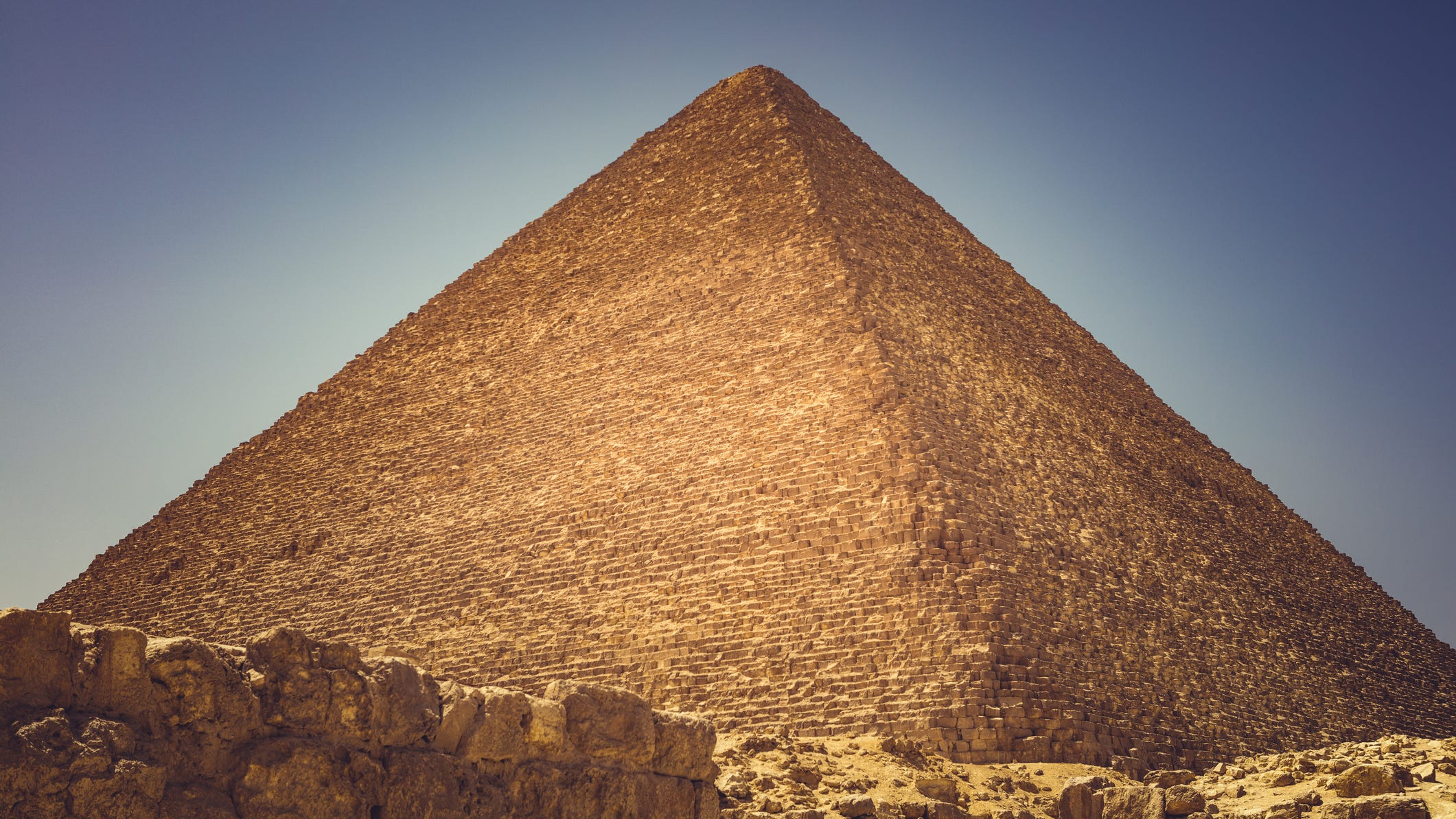 Here’s how scientists found a secret corridor in the Great Pyramid