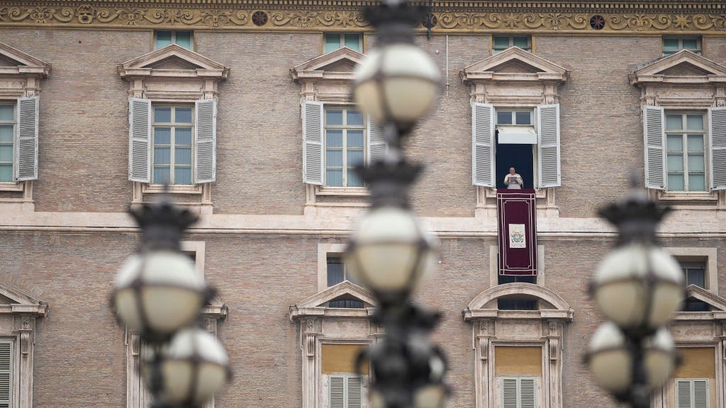 Pope bans plastic in the Vatican