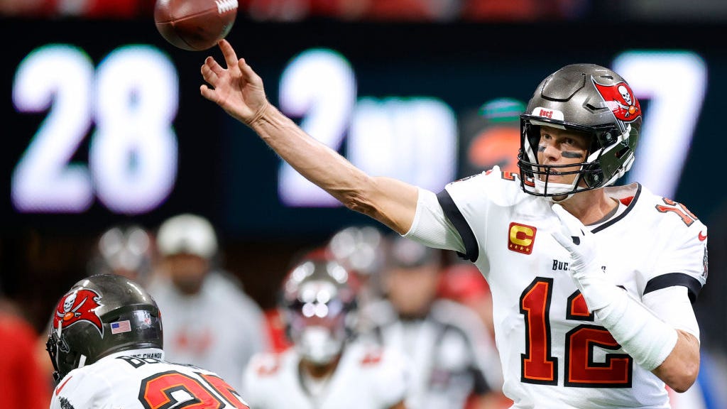 Bryan Broaddus scouts the Tampa Bay Buccaneers