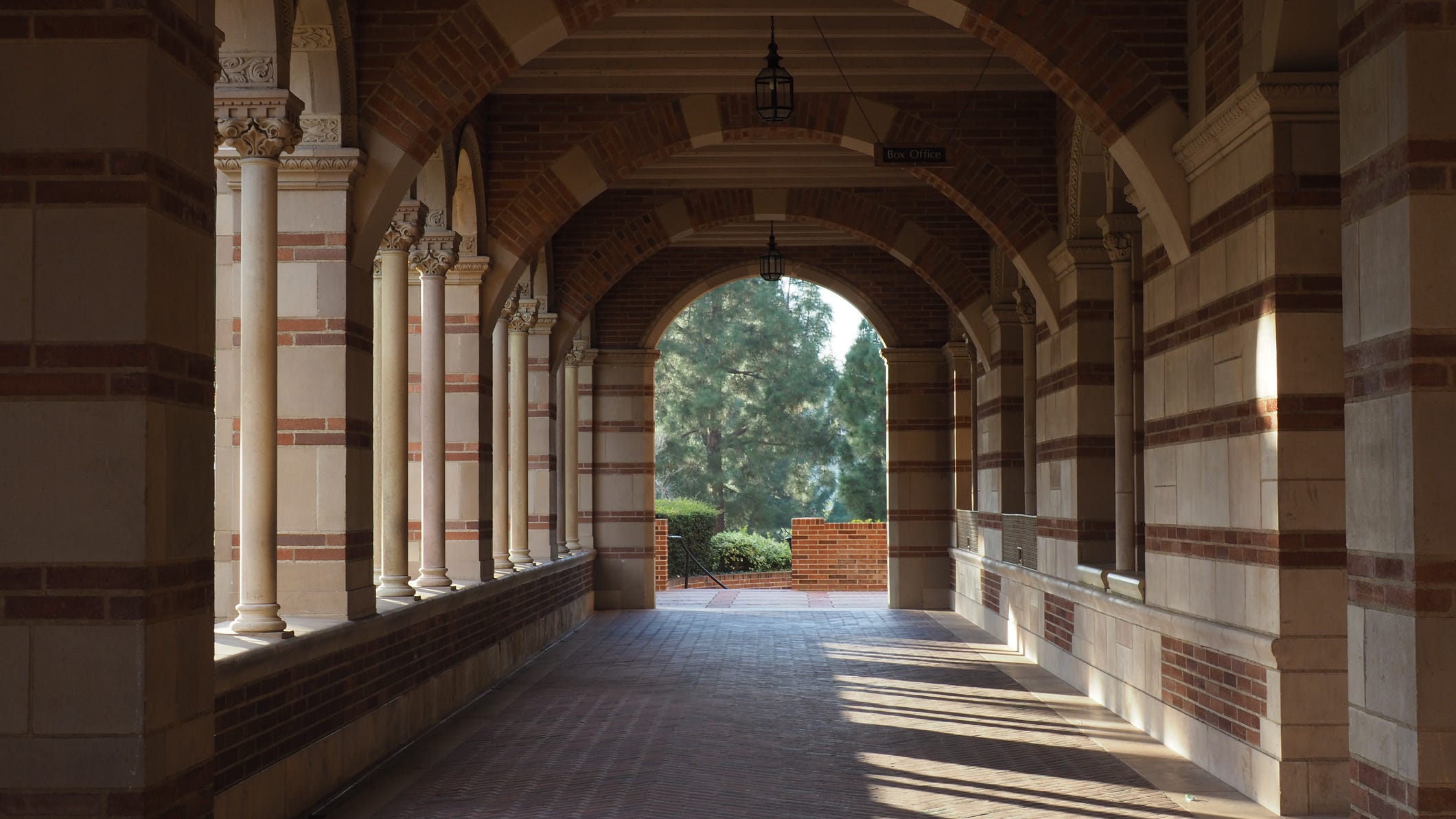 UCLA announces scholarship initiative aimed at reducing student debt