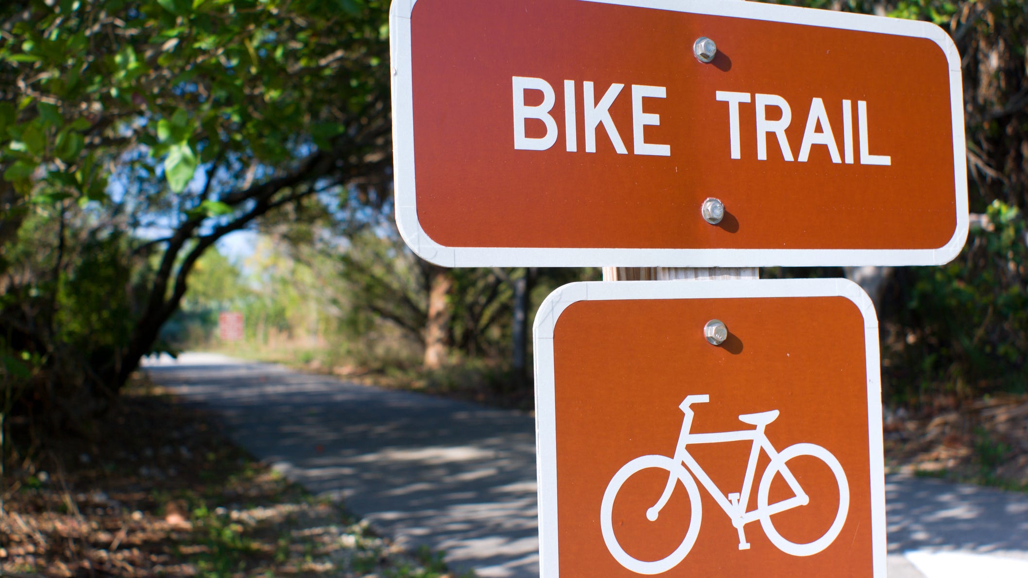 North Texas’ regional bike trail needs a name