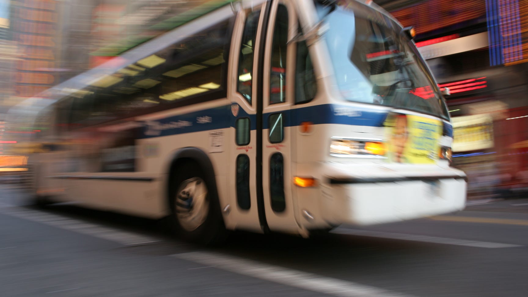 Bus mechanics vote to strike in Orange County