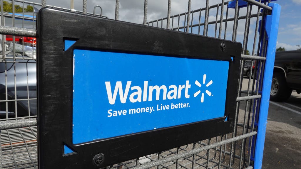 Walmart raises minimum wage for store employees by 17%