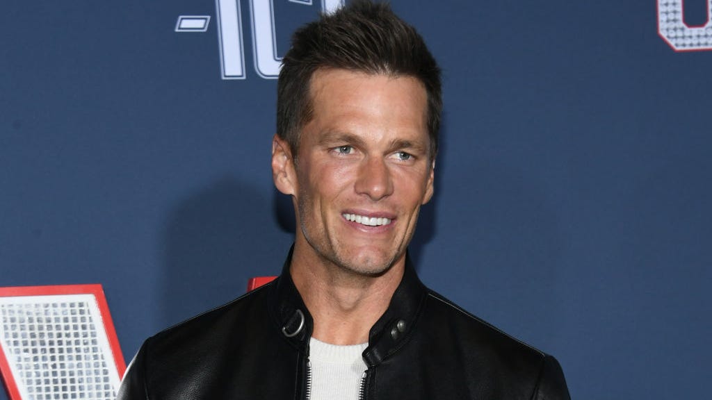 Tom Brady reportedly in talks to become limited partner with Raiders