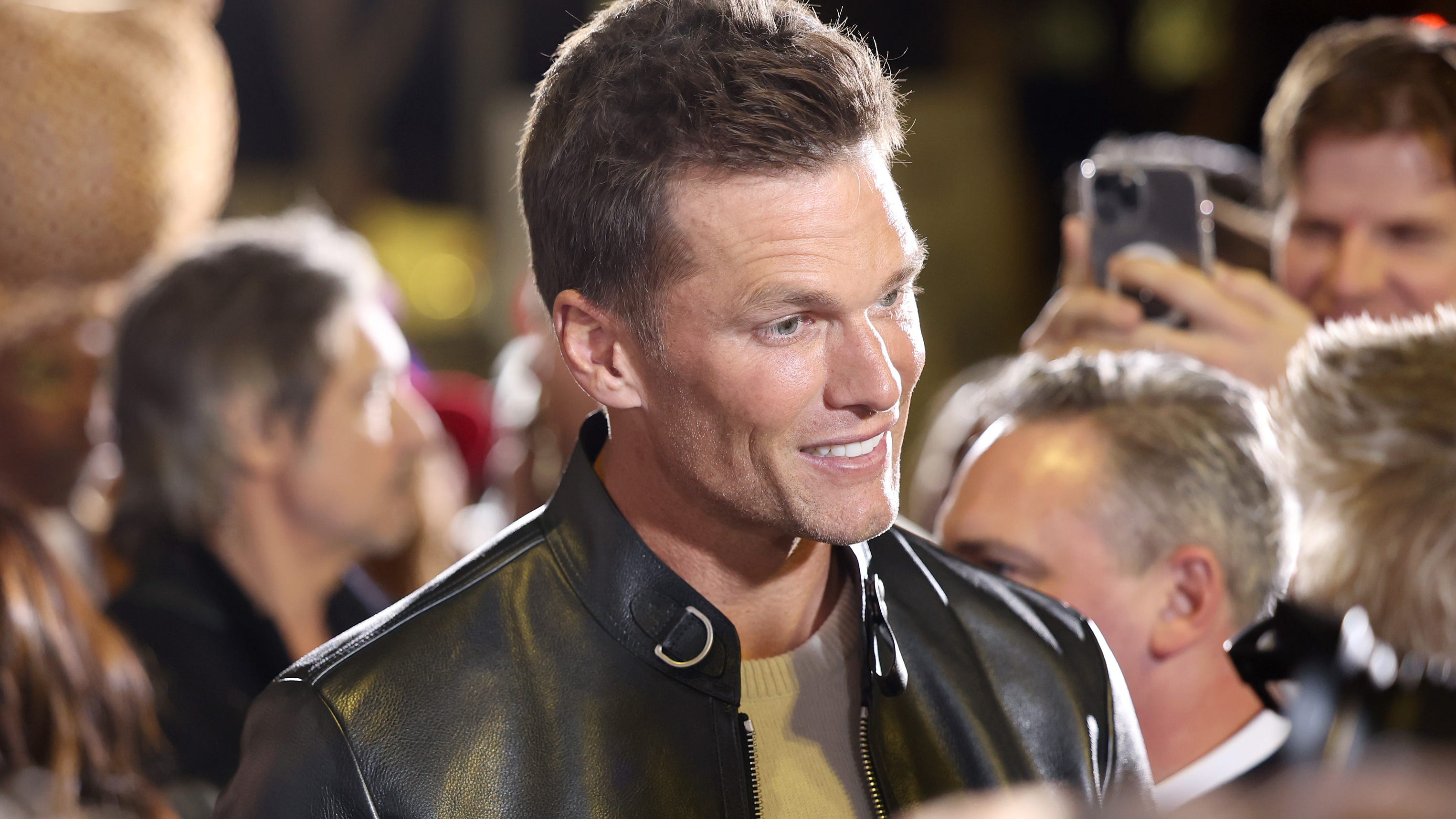 Tom Brady confirms Fox tenure won't start until 2024