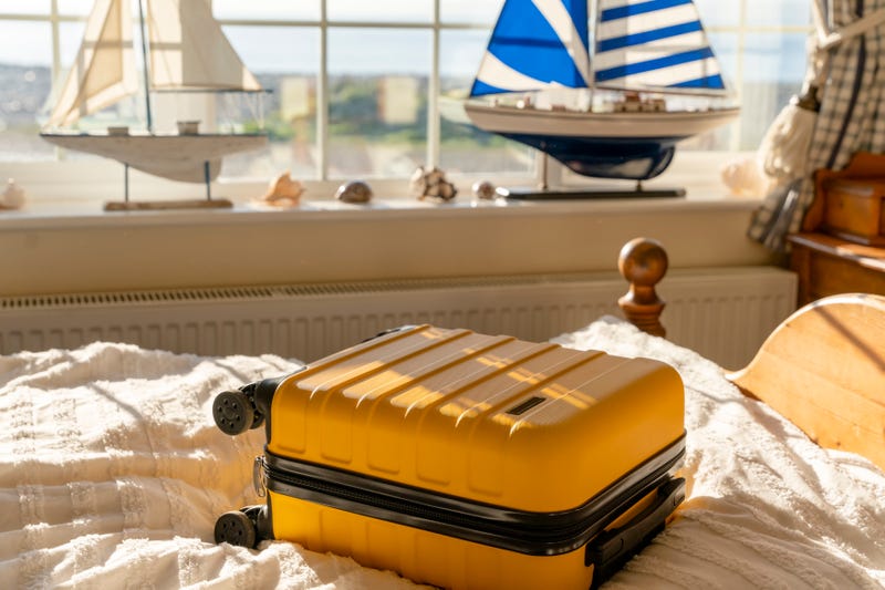 suit case