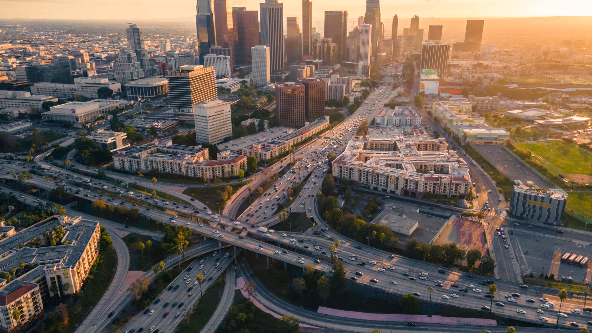 L.A. city workers set for 24-hour strike