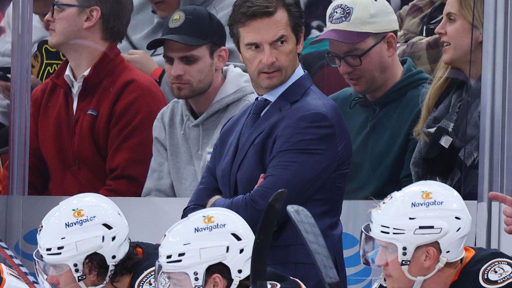 Anaheim Ducks coach Dallas Eakins fired