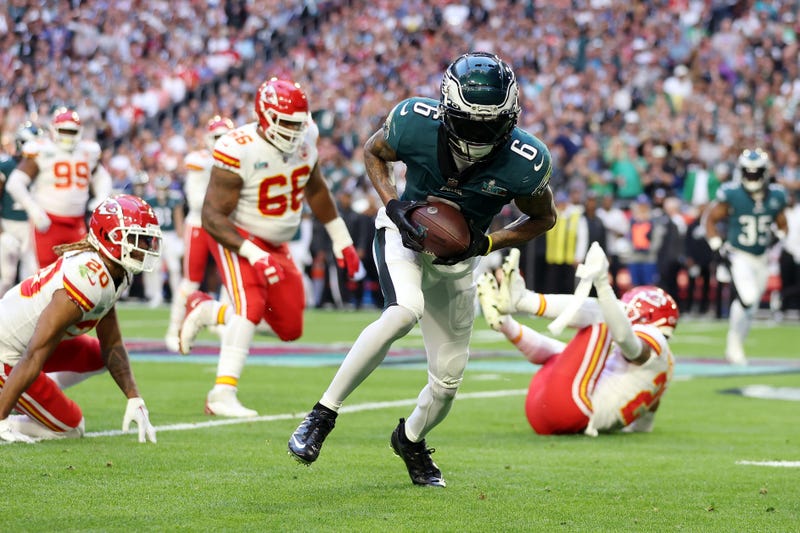 DeVonta Smith of the Philadelphia Eagles carries the ball against the Kansas City Chiefs during the first quarter in Super Bowl LVII at State Farm Stadium on February 12, 2023 in Glendale, Arizona.
