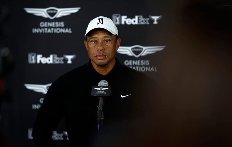 Tiger Woods goes viral for all the wrong reasons at Riviera
