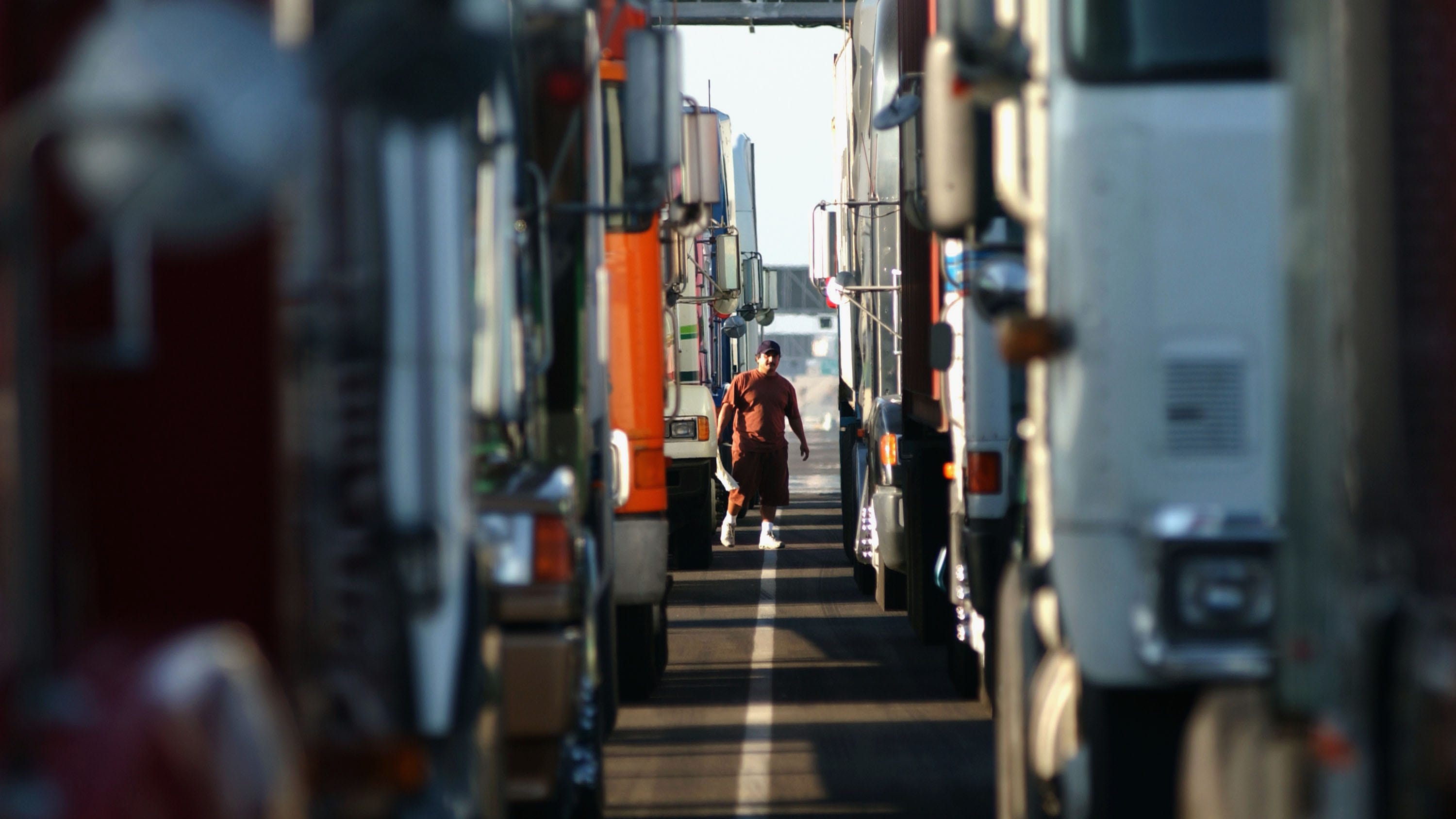 L.A. port truckers win $30 million in wage suit settlement