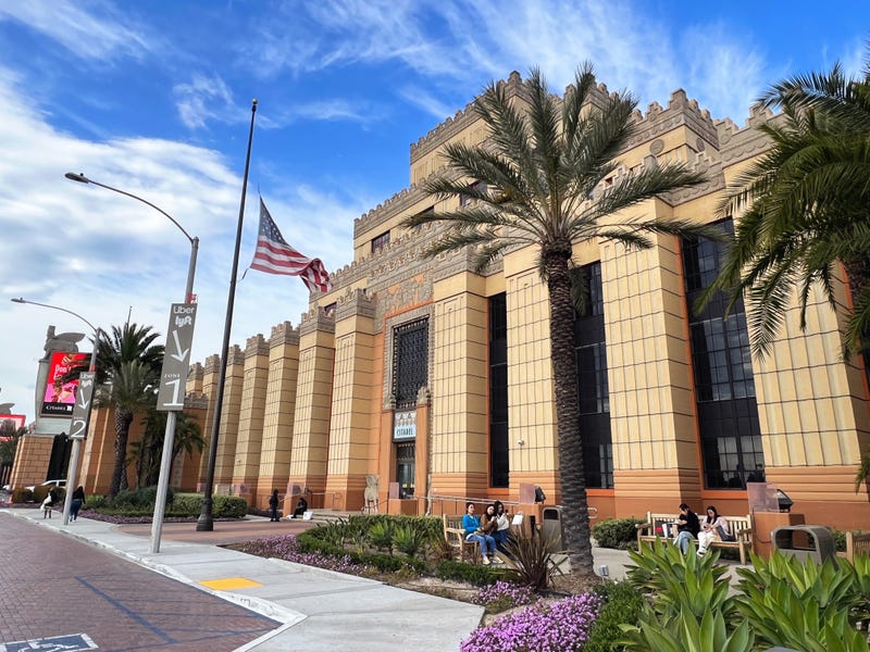 exterior of shopping mall
