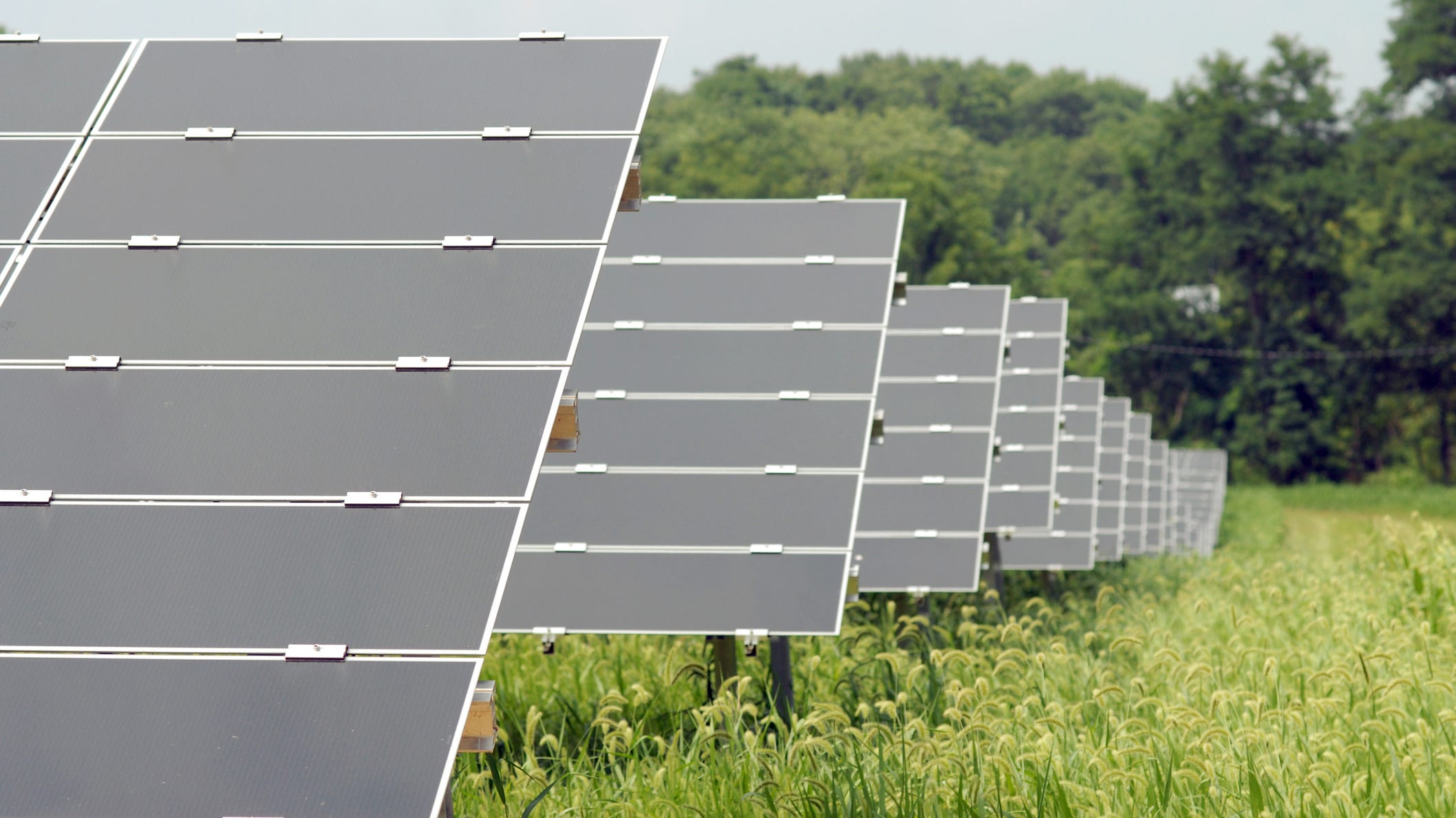 Pa. plugs into 15-year solar contract to power state facilities