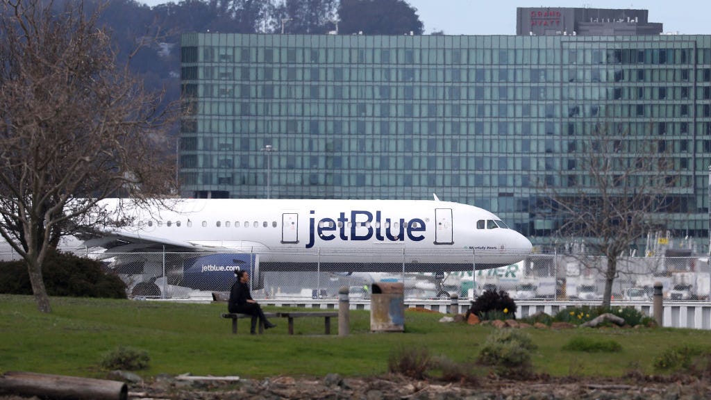 DOJ says JetBlue takeover of Spirit would make flying too expensive