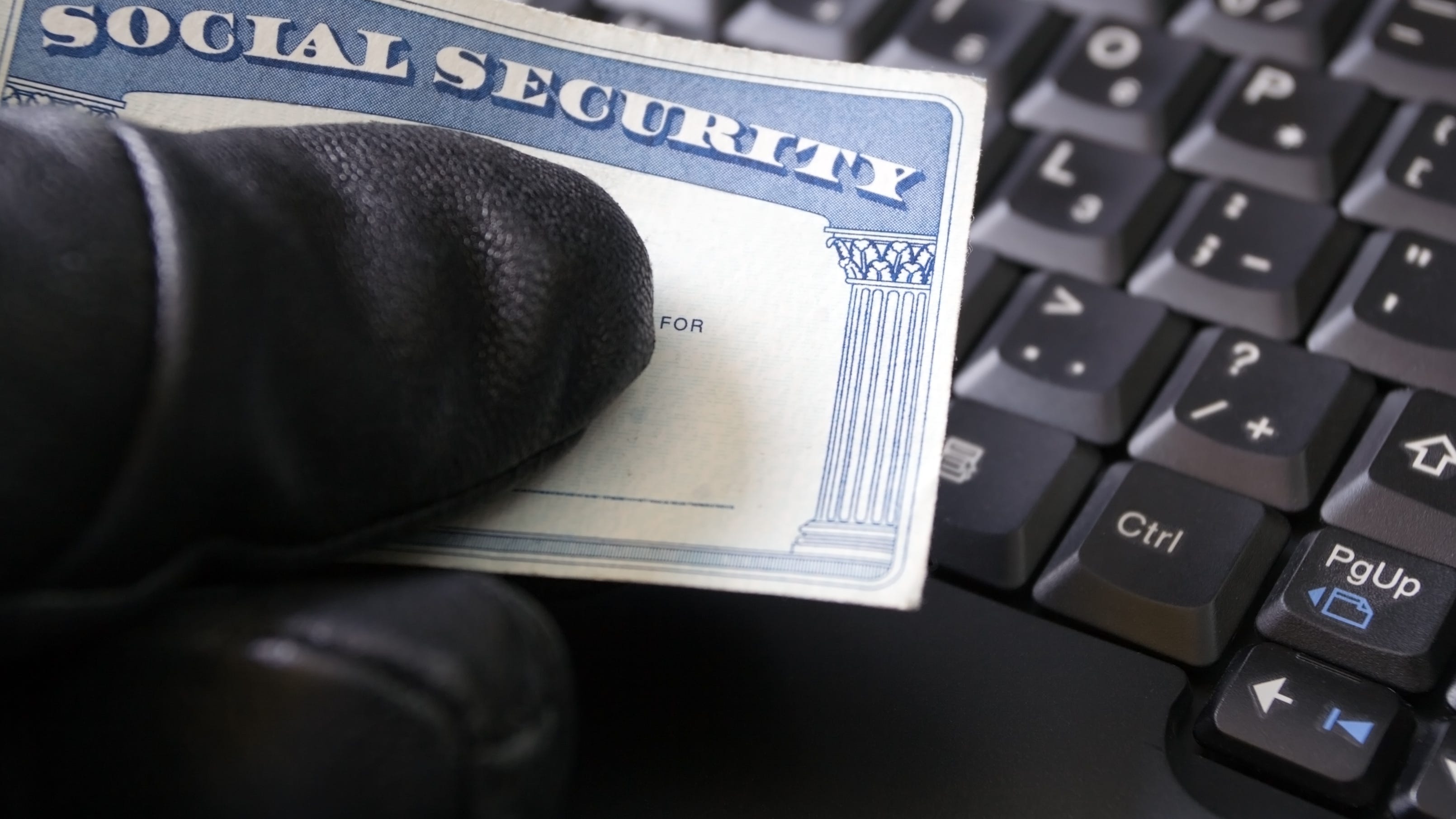 Scammer posing as federal officer steals personal info from elderly victim in Otsego County