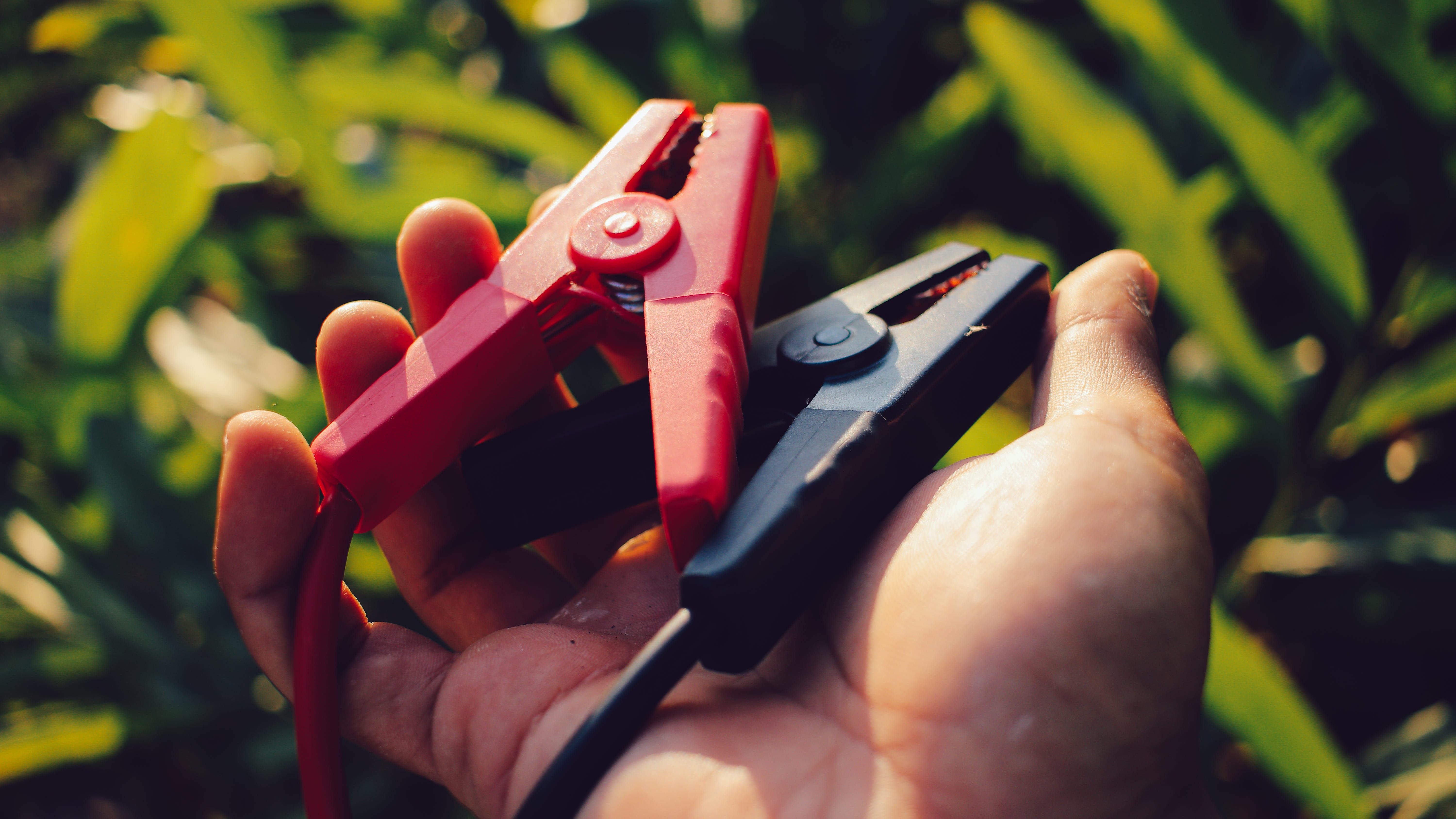 Grand Rapids man's bond revoked after wife testifies he tied her up for several hours, used jumper cables to shock her