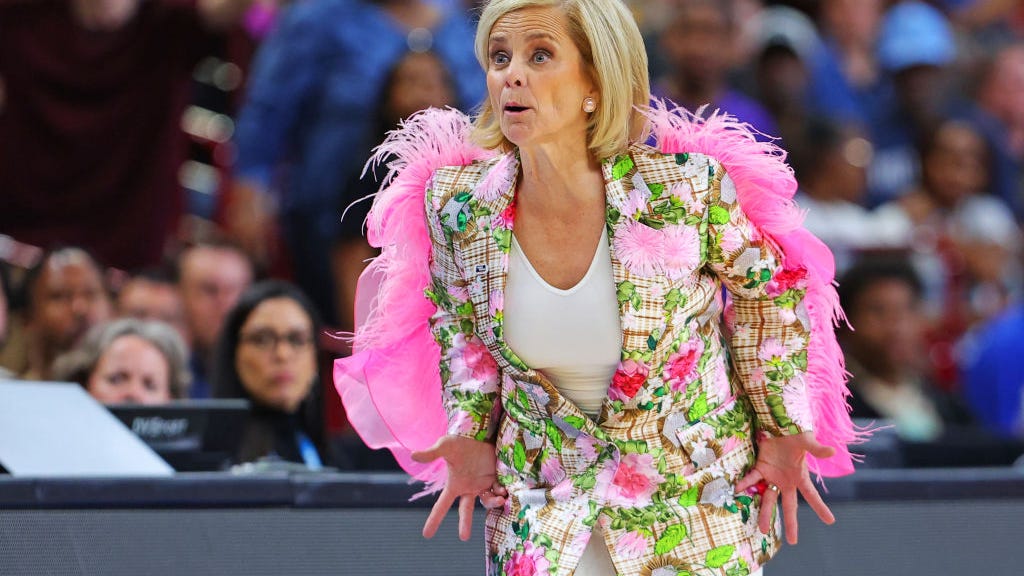How a tweet sent LSU coach Mulkey's jacket on a journey to Chicago's Wrigley Field