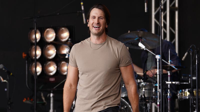 Russell Dickerson