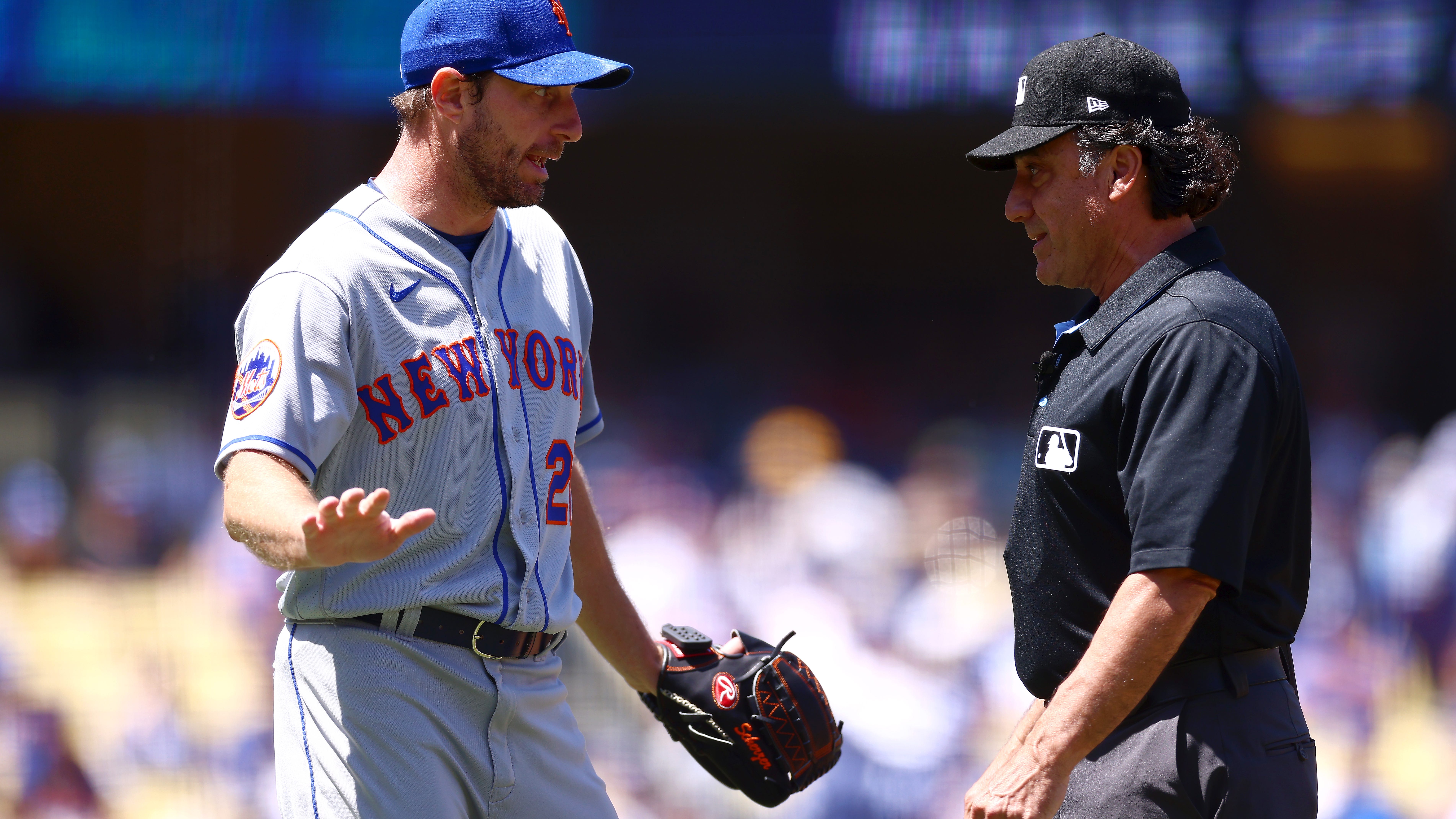 Umpire: Max Scherzer's hand 'stickiest it has been since I have been inspecting hands'