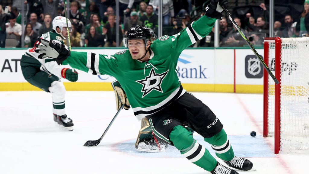 Dallas Stars even the series with 7-3 win over Wild behind Roope Hintz's hat trick