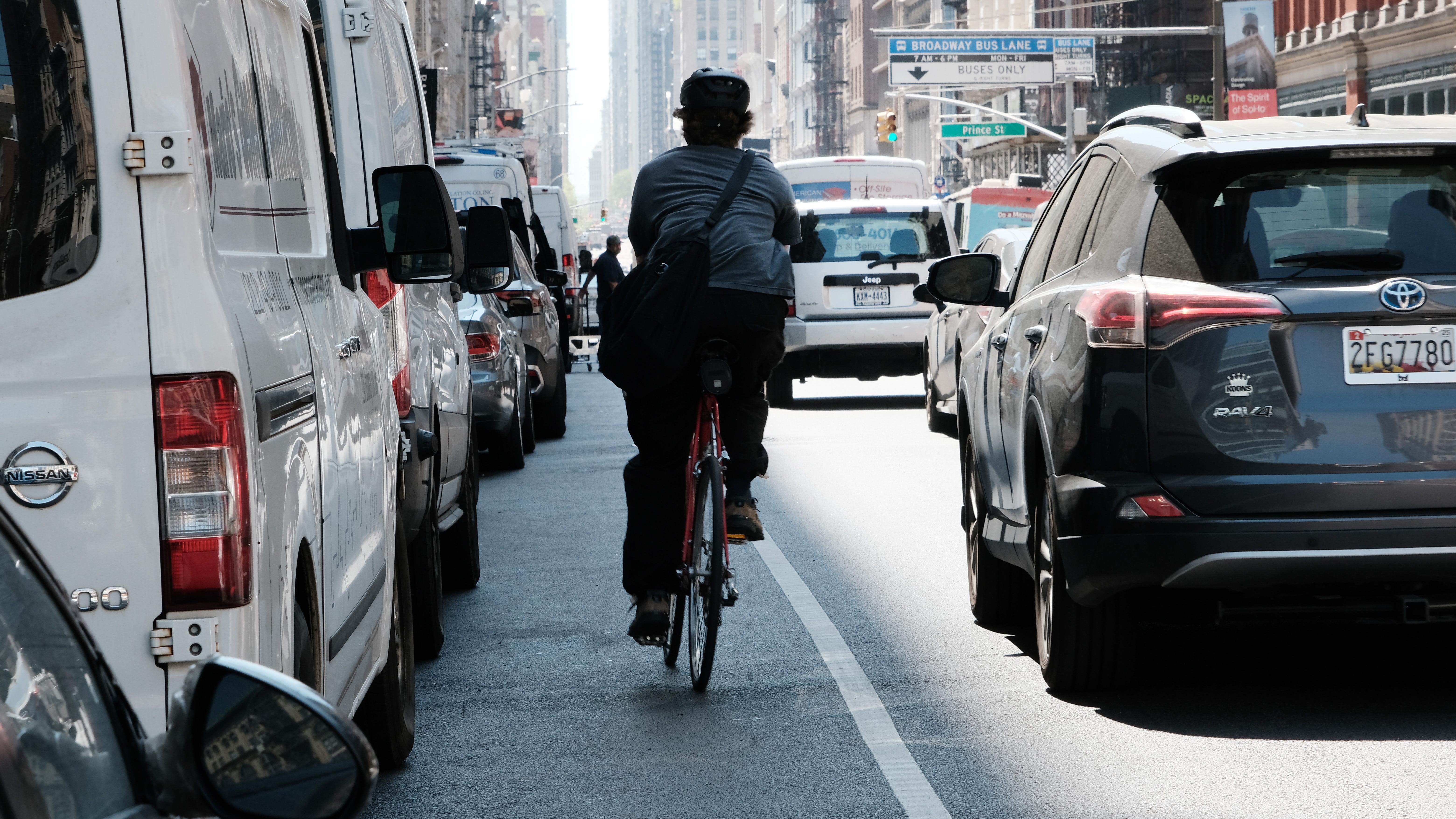 NJ acusa al Departamento de Transporte de frenar demanda que impugna la aprobación de fijación de tasas por congestión en NYC