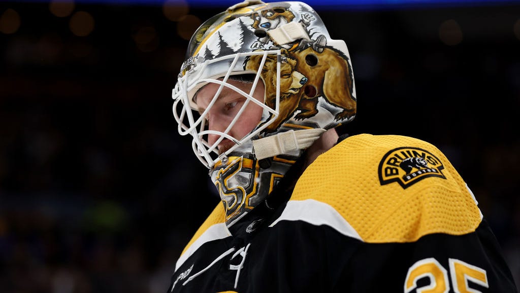 Report: Linus Ullmark was playing through 'debilitating' injury