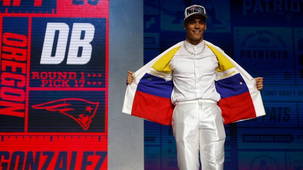 Patriots among biggest winners of Day 1 of NFL Draft