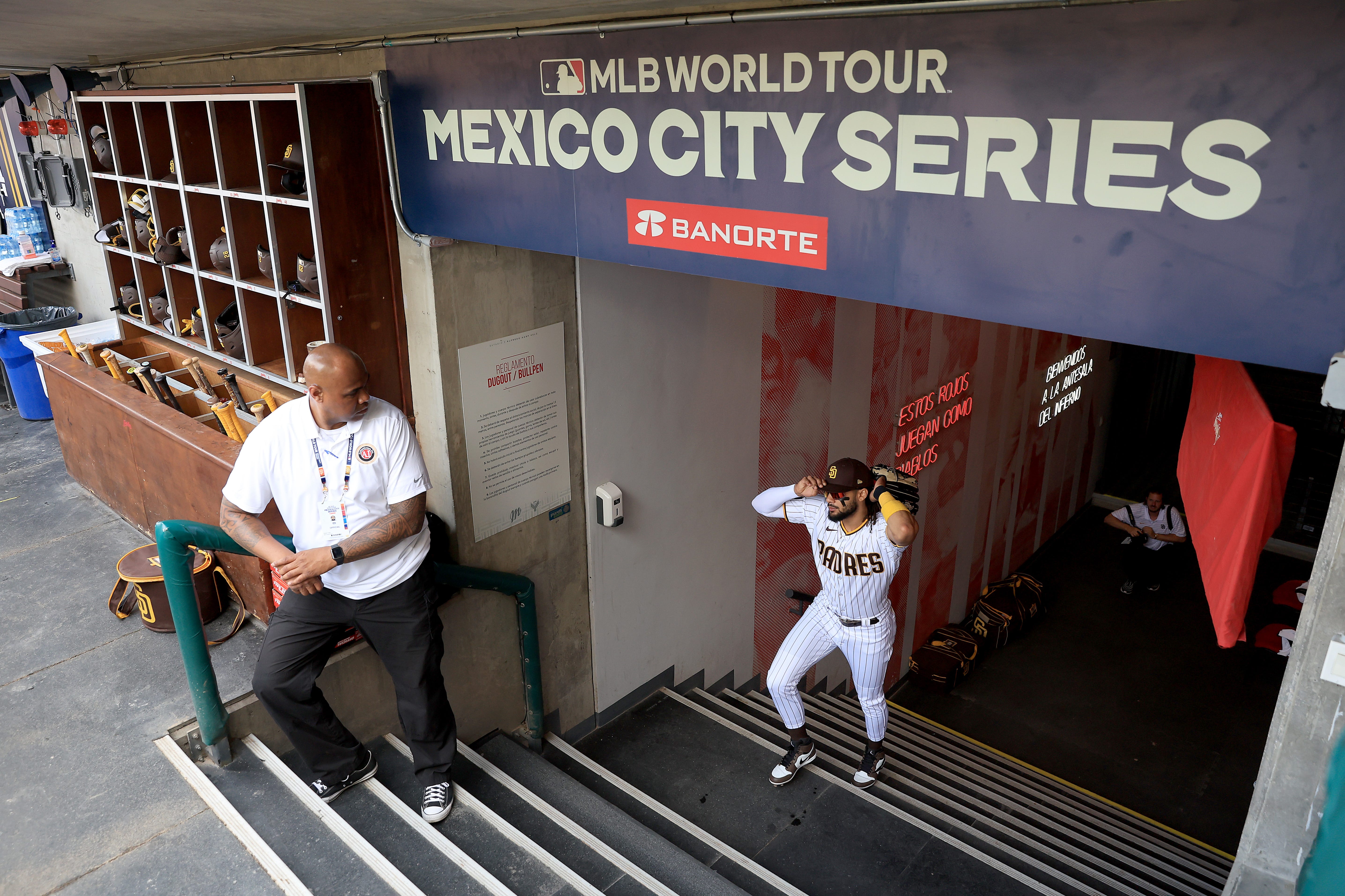 Padres set to return to play in Mexico City in 2026