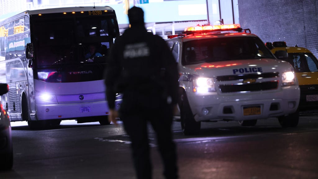 Judge orders NYC to stop sending more migrants to Orange County