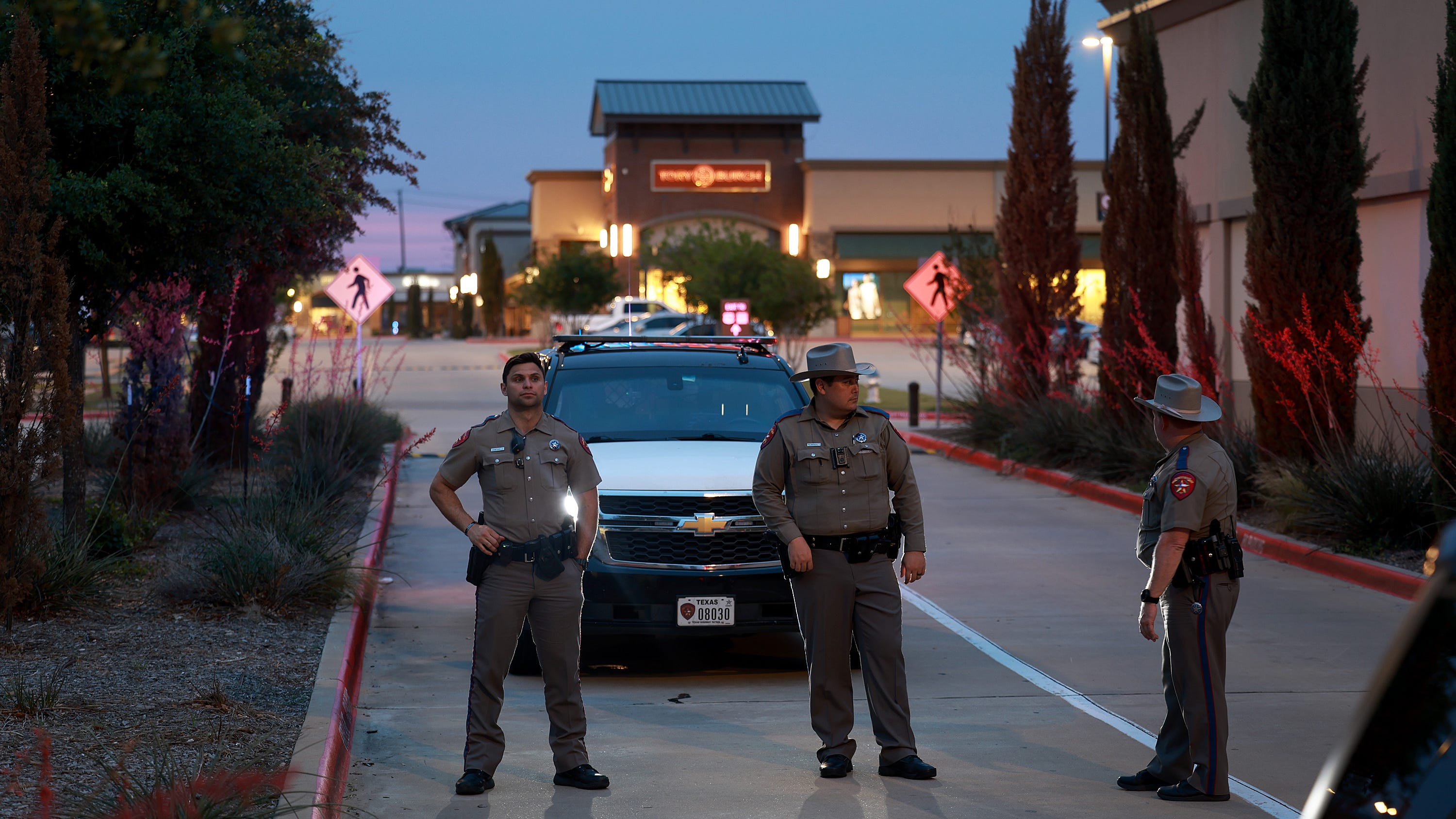 Texas mall shooter 'not a veteran,' Pentagon declares